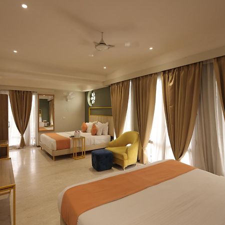 Phoenix - Unmatched Comfort Udaipur Dış mekan fotoğraf